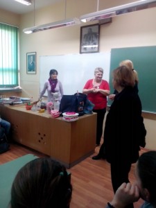 Удружење жена у посети школи 16.03.2015. год.